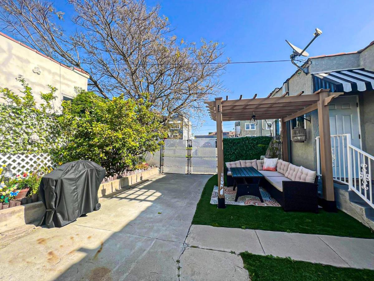 Modern 2-Bedroom Haven In The Heart Of La- Hud-Vp Los Angeles Esterno foto
