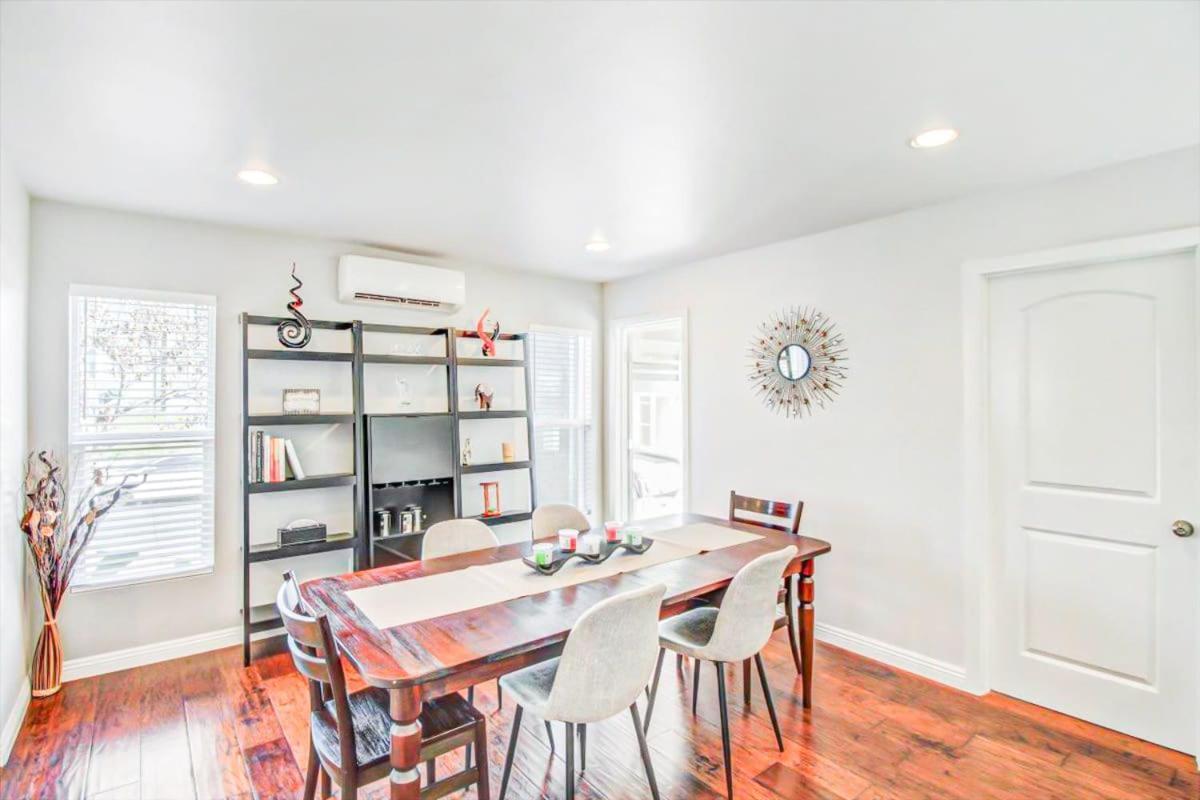 Modern 2-Bedroom Haven In The Heart Of La- Hud-Vp Los Angeles Esterno foto