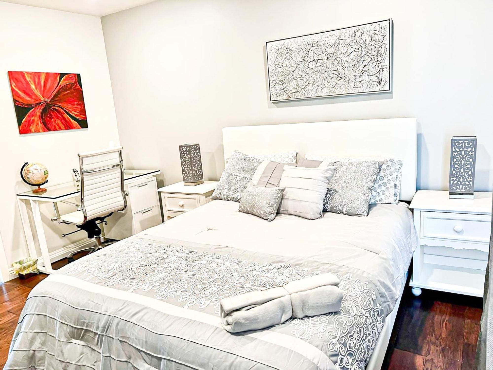 Modern 2-Bedroom Haven In The Heart Of La- Hud-Vp Los Angeles Esterno foto
